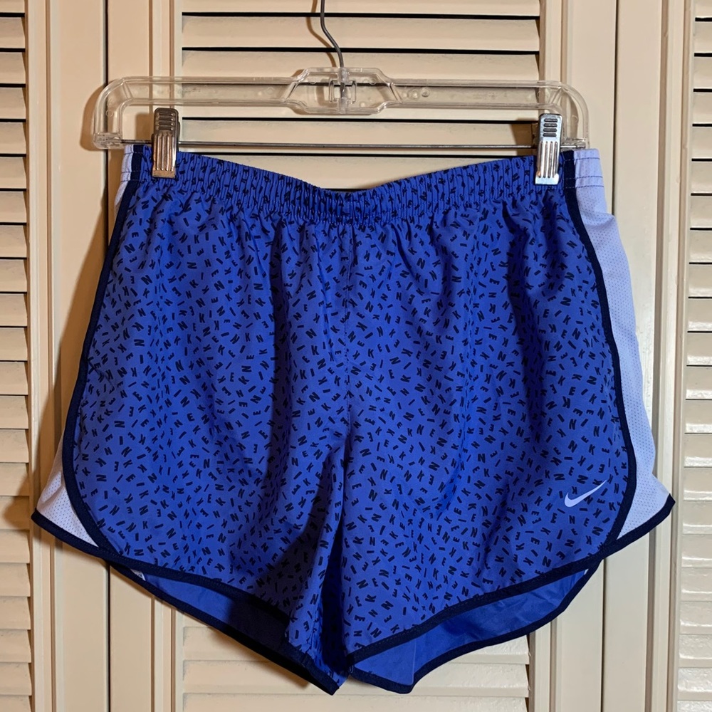 Never worn Nike Tempo shorts